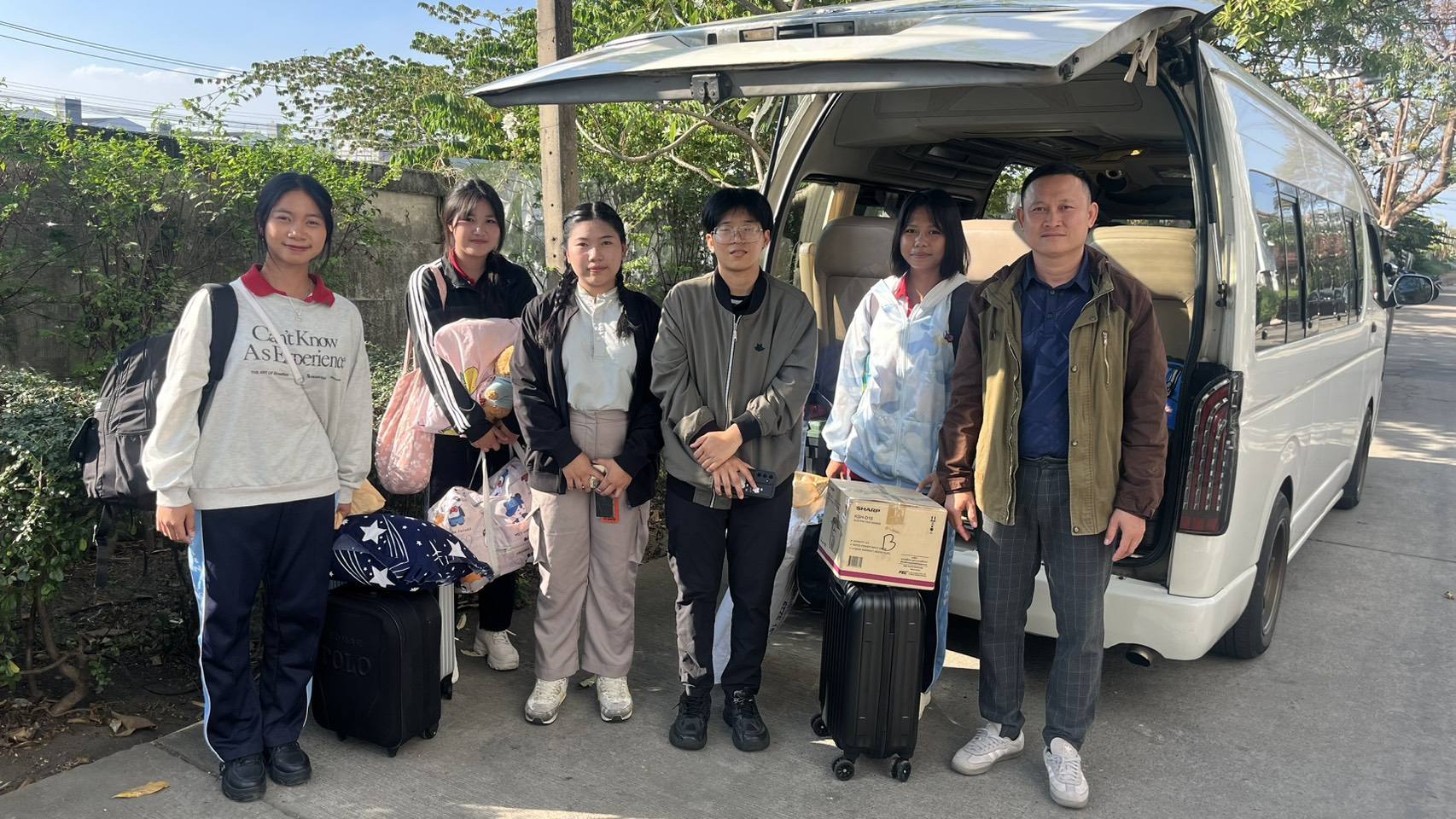 แผนกวิชาเทคโนโลยีธุรกิจดิจิทัลส่งนักเรียน/นักศึกษา ออกฝึกงานสถานประกอบการ บริษัท ฟู้ดเเพชชั่น จำกัด และบริษัท CP ALL จำกัด (มหาชน)